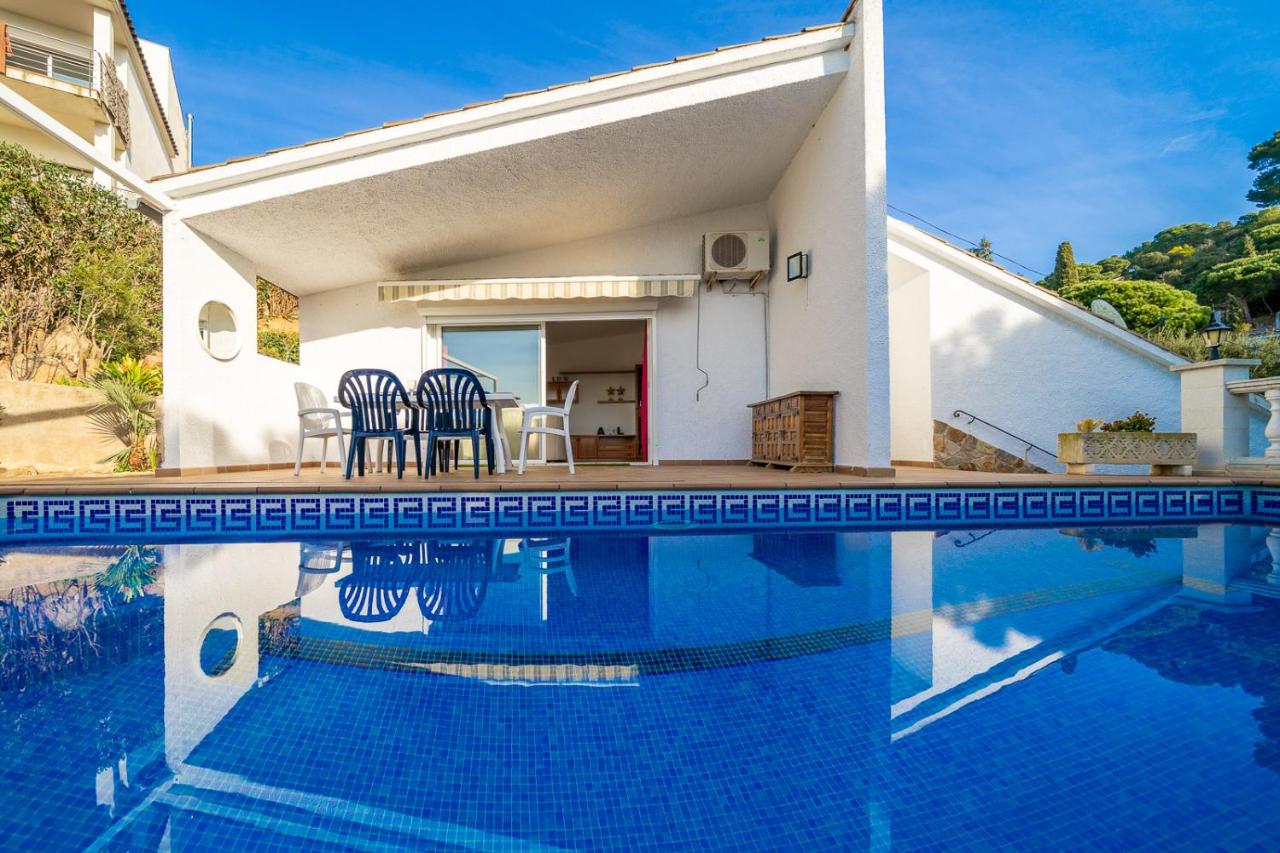 Villa Natura Frente al Mar Piscina Barbacoa Aire Acondicionado - Chambres d'hôtes Tossa de Mar