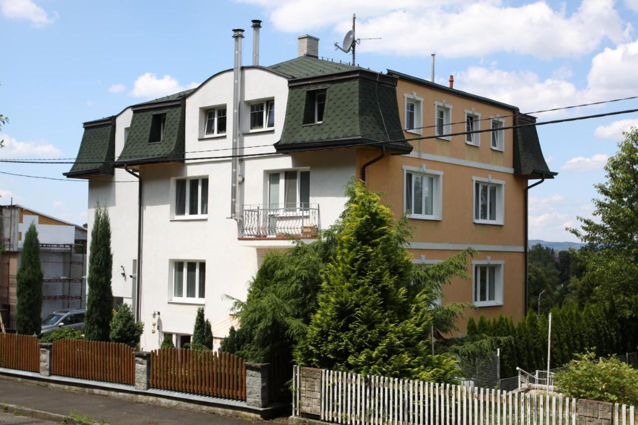 B&B Karlovy Vary - Villa Anastazis - Penzion Eden - Bed and Breakfast Karlovy Vary