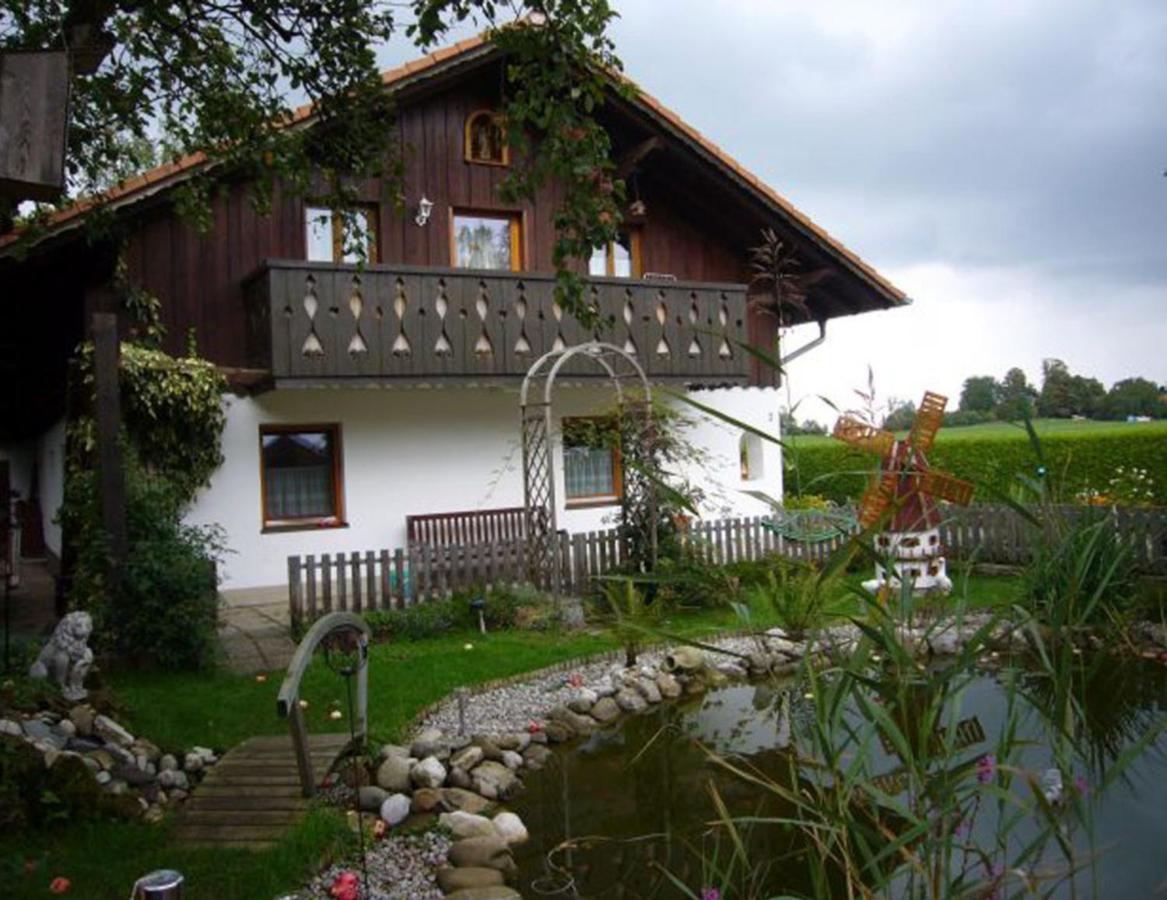 B&B Wessobrunn - Ferienwohnung Herold - Bed and Breakfast Wessobrunn