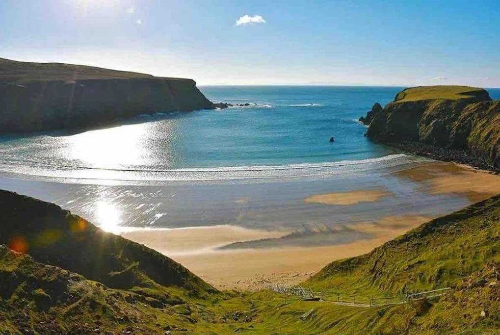 Silver Strand Chalets - B&B