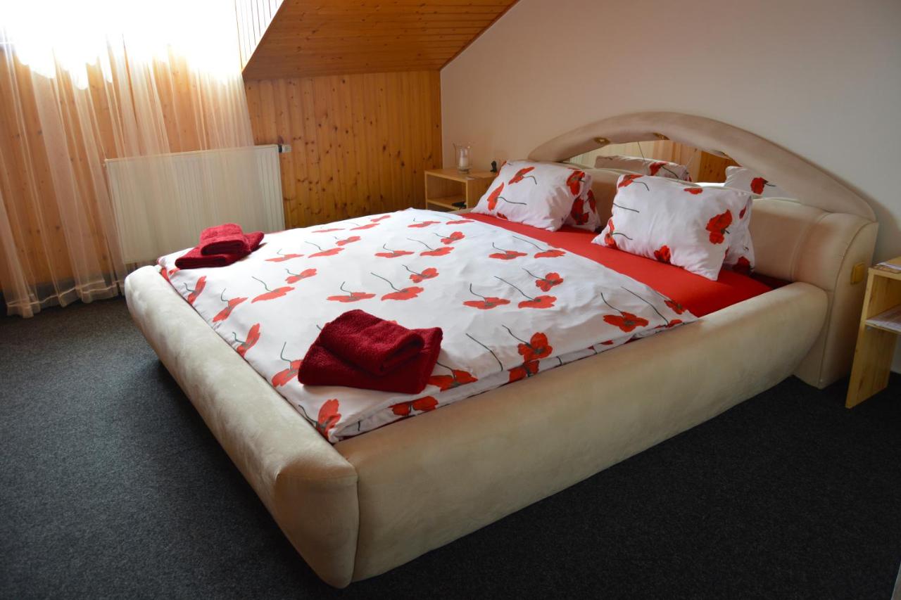 Deluxe Double Room with Spa Bath 