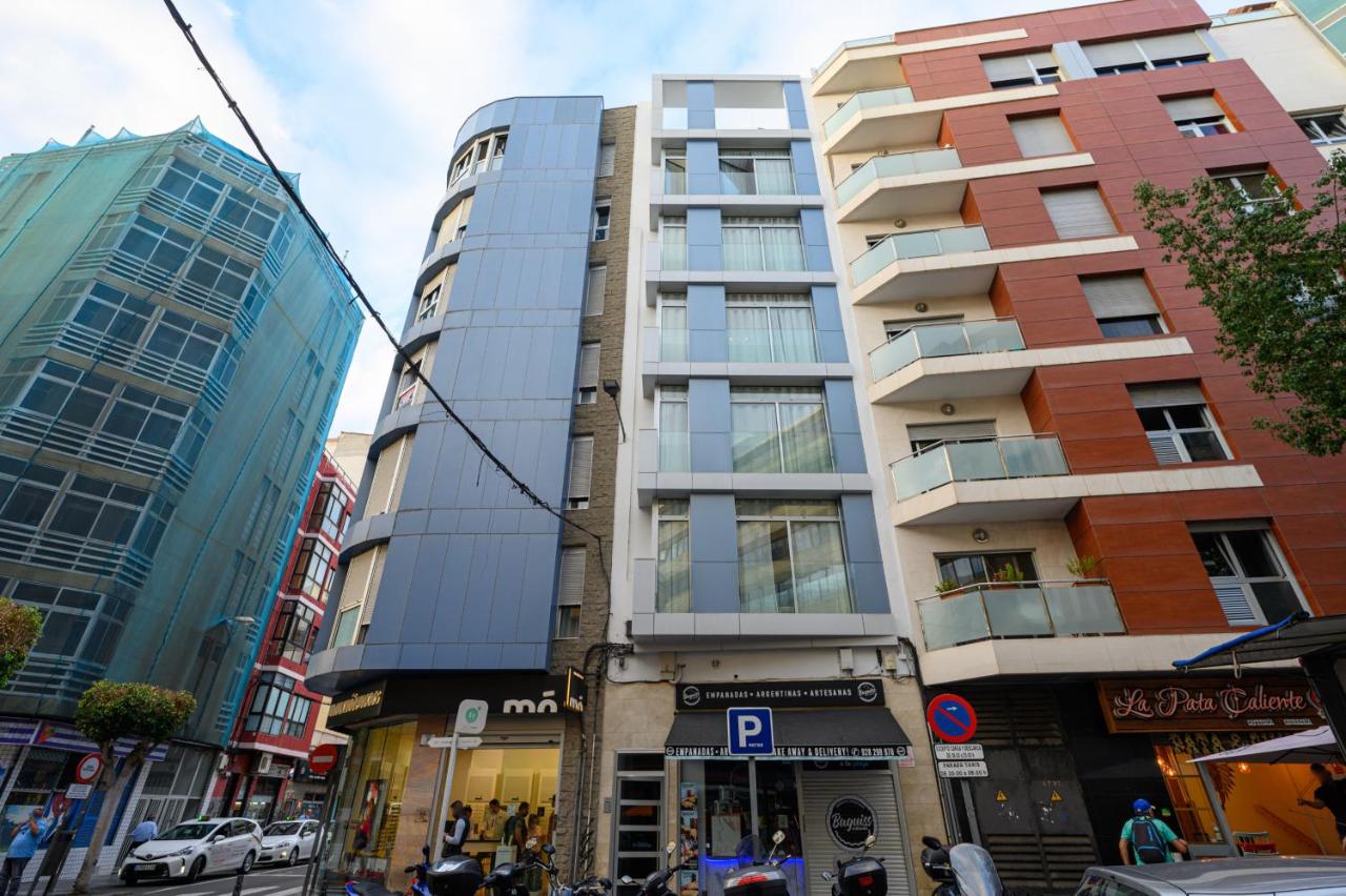 Loft - Side Sea Views - AirCon & Wifi - B&B