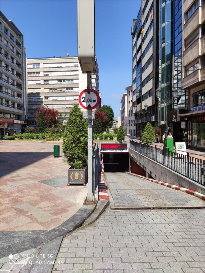 PLAZA LONGORIA CARBAJAL -SITUADO EN OVIEDO Centro - B&B Oviedo