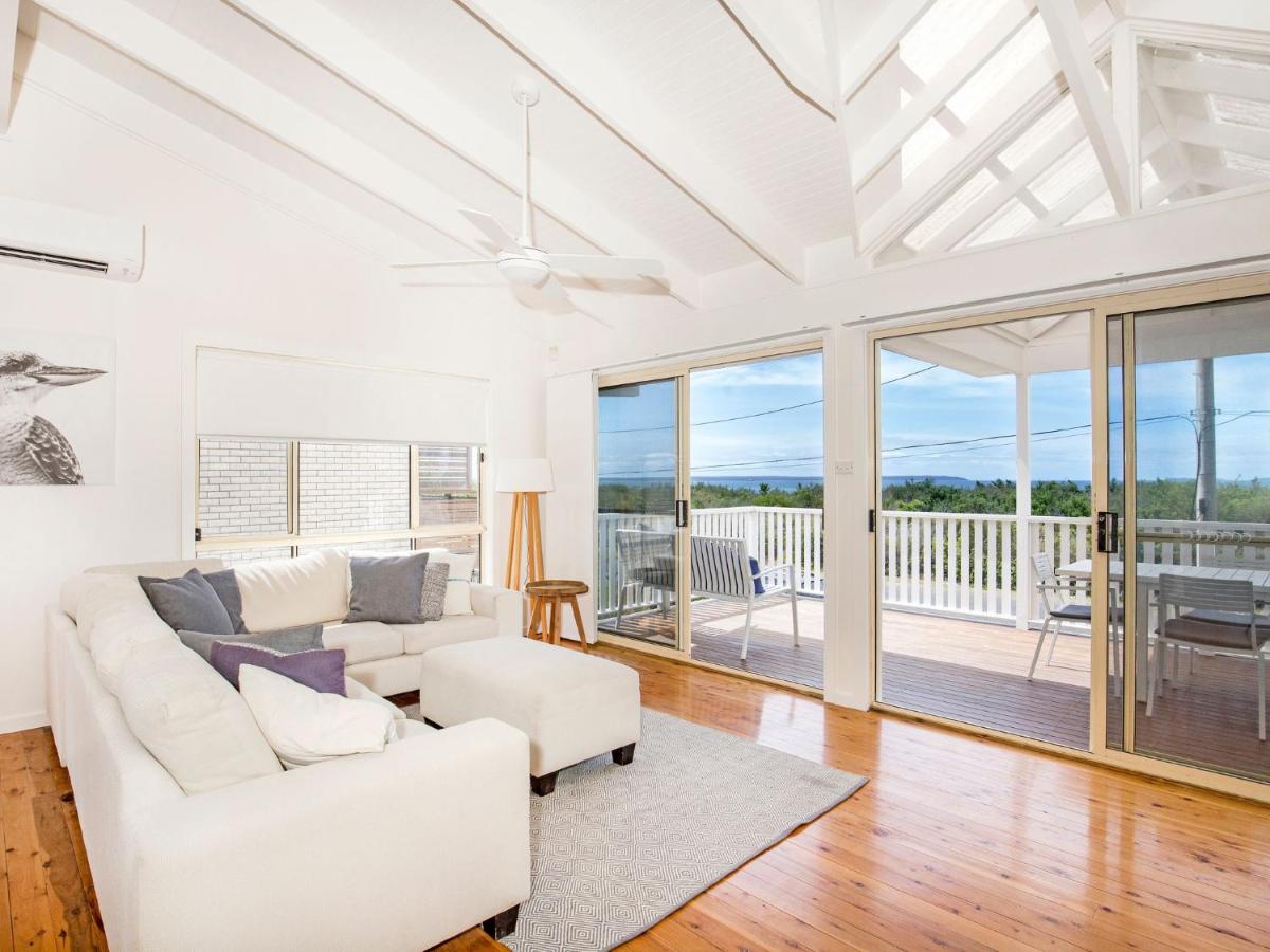 Peppertree Jervis Bay Pet Friendly Beachfront with Sea Views - B&B