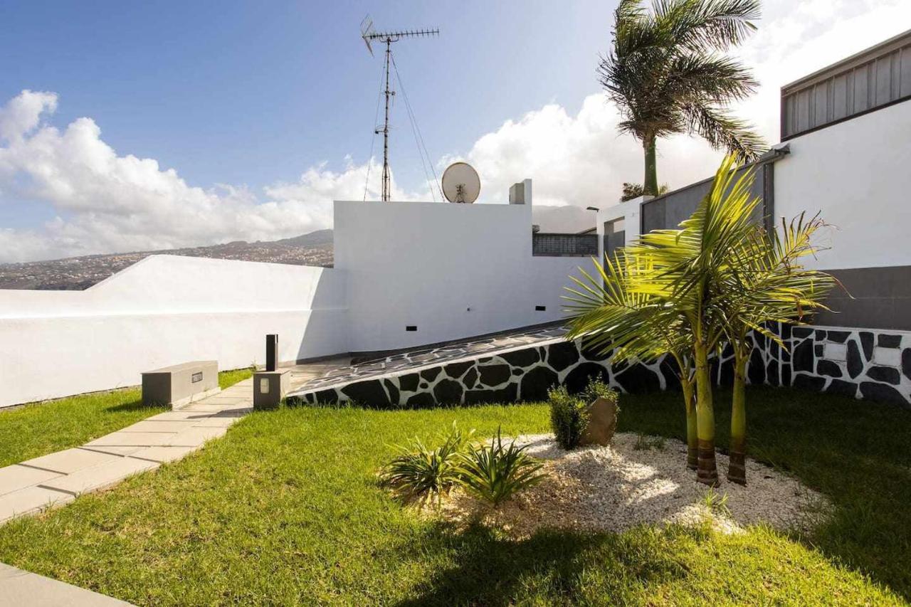 Luxury Villa Lázaro Elegancia y Exclusividad - Chambres d’hôtes Santa Úrsula