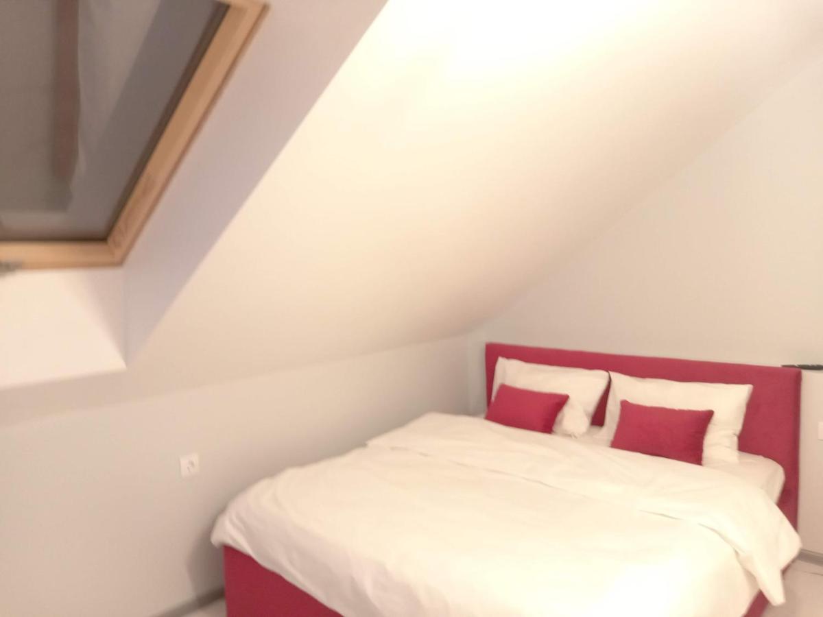 B&B Lviv - Pure Apartments VIP 5 - Bed and Breakfast Lviv