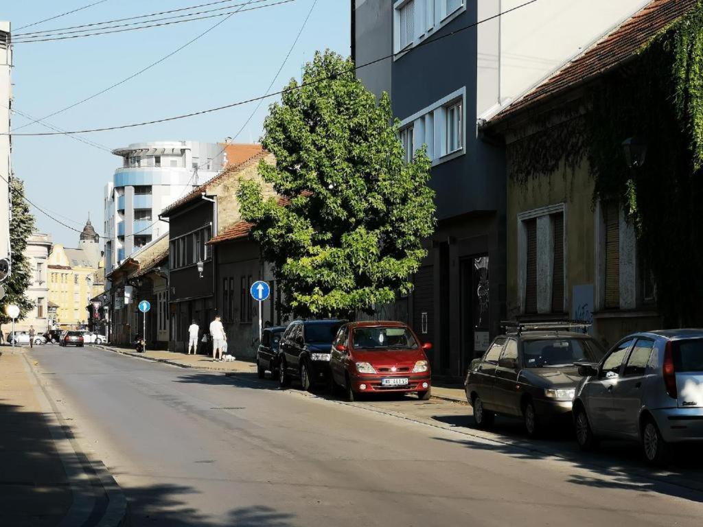 FilinHome Masarikova Studio 3 - Ferienwohnung Novi Sad