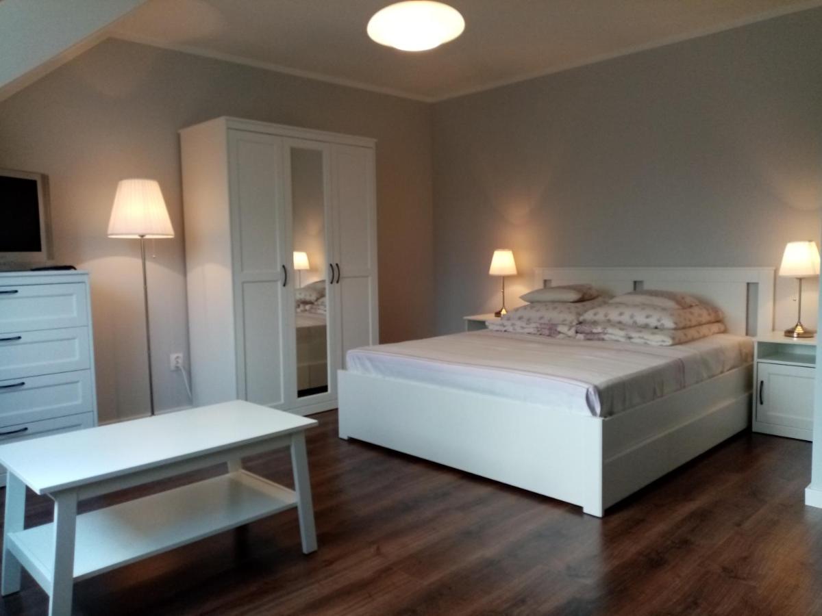 Sára Apartman Parádfürdő - B&B