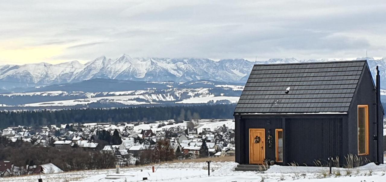 PrzyStań nad Listepką domek nowoczesna stodoła z widokiem na Tatry, Gorce i Pieniny - Chambres d'hôtes Łopuszna