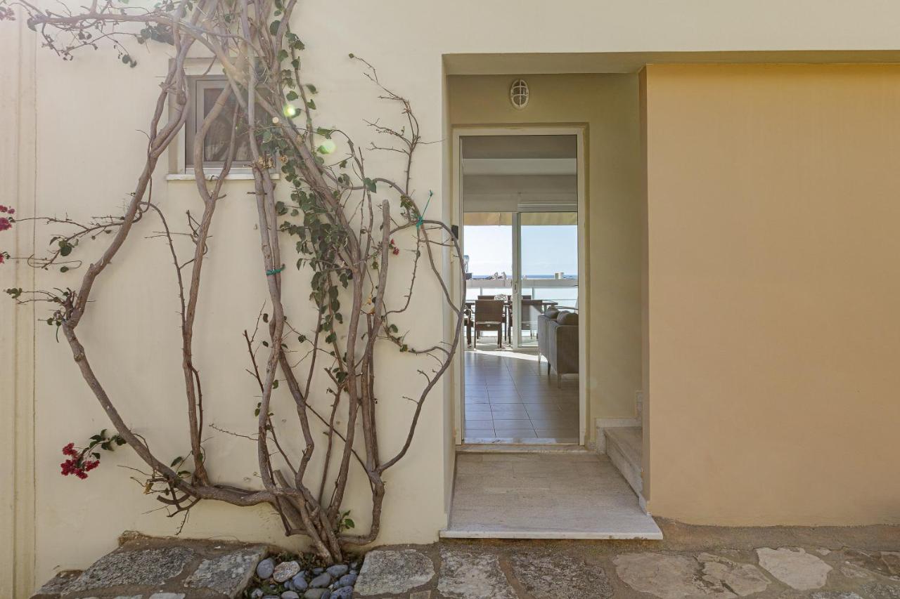 Two-Bedroom House - PP 9/70