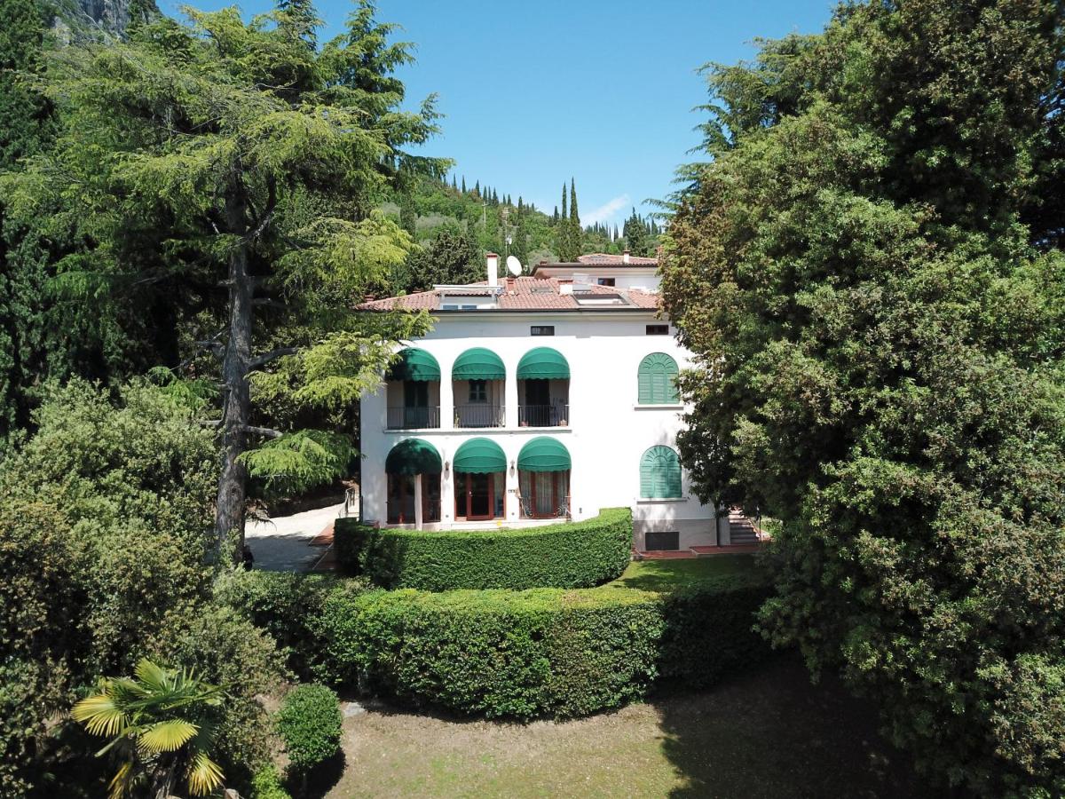 Parco Villa San Vigilio - Ferienwohnung Garda