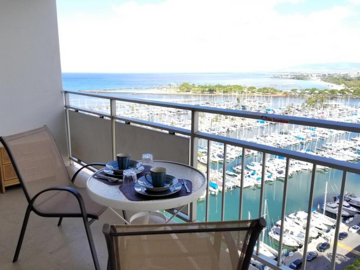 B&B Honolulu - Ilikai Tower 1837 Yacht Harbor View 1BR - Bed and Breakfast Honolulu