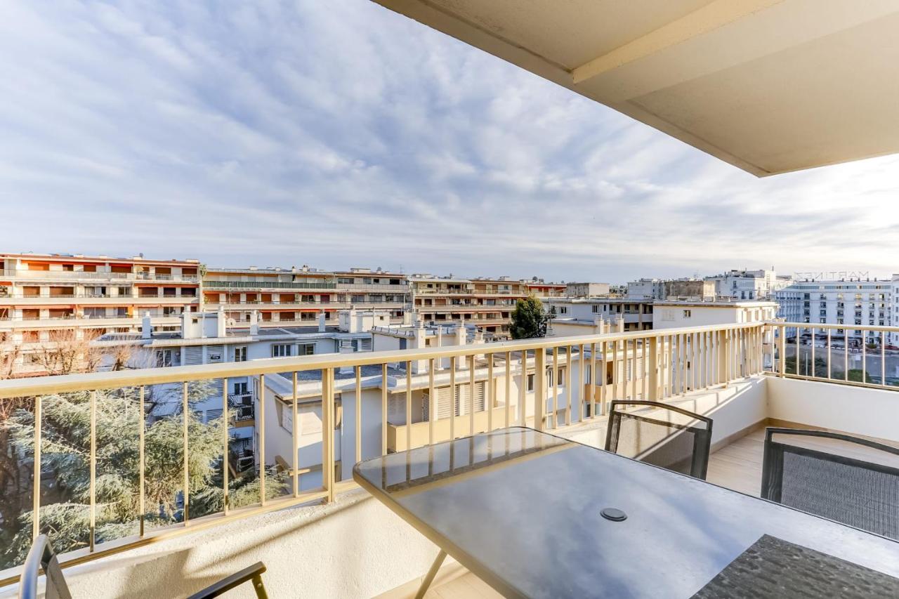 IMMOGROOM - Renovated apartment - Terrace - AC - Wifi - Chambres d’hôtes