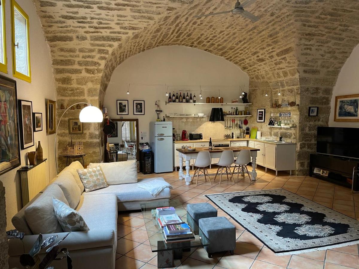 B&B Pézenas - La Porte Rouge - Bed and Breakfast Pézenas