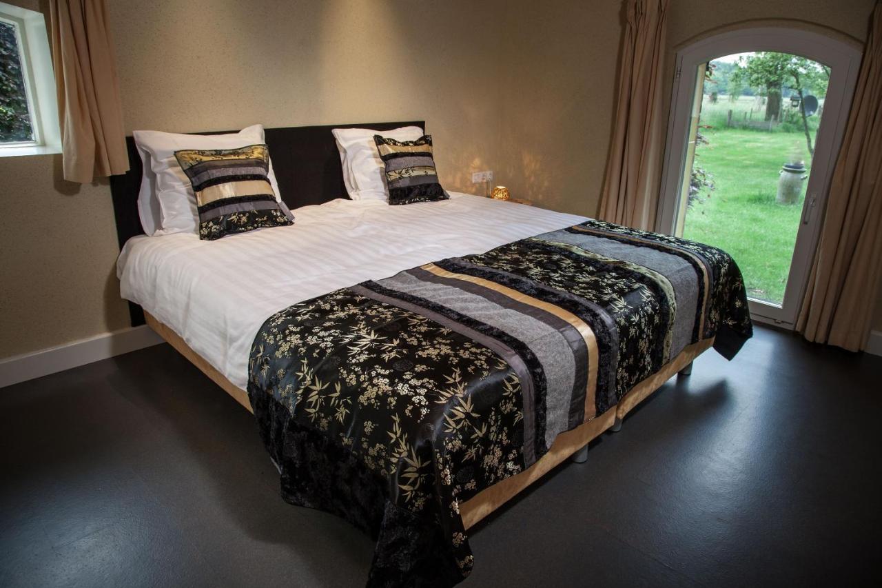 Superior Double Room with Private Bathroom and Garden View