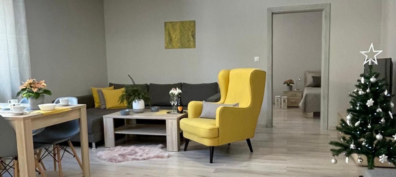 City Apartments - Ferienwohnung Liptovský Mikuláš