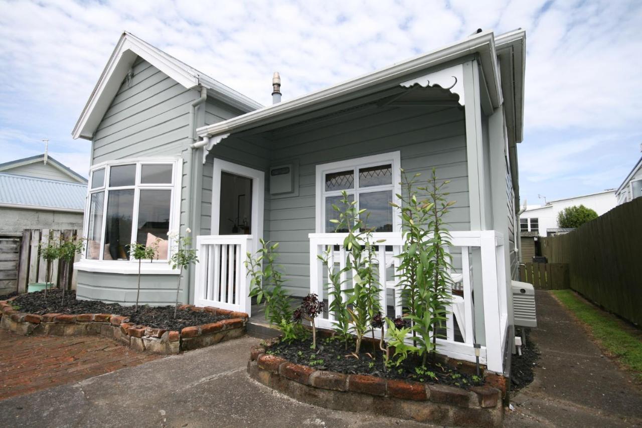 B&B New Plymouth - Kingwell Cottage - New Plymouth Holiday Home - Bed and Breakfast New Plymouth
