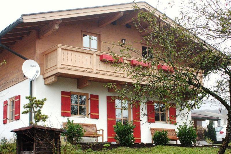 B&B Reit im Winkl - Chalet Bergromantik - Bed and Breakfast Reit im Winkl