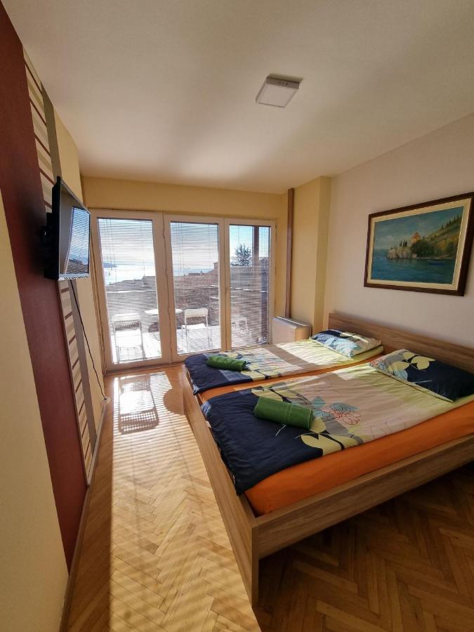 Appartement met 1 Slaapkamer en Uitzicht op het Meer
