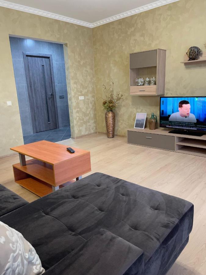 B&B Jersón - Evro Lux 3 комнаты - Bed and Breakfast Jersón