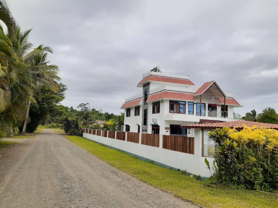 Bula Harbour Resort Home (CFC Certified) Exclusive - B&B