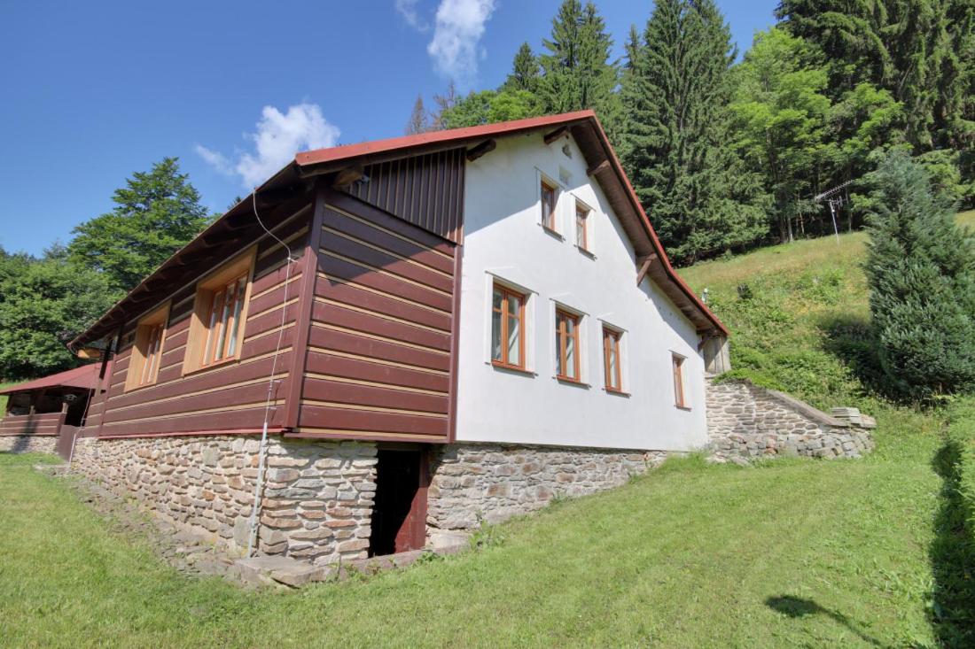 Chalupa Tomášek v blízkosti ski areálu - Chambres d’hôtes