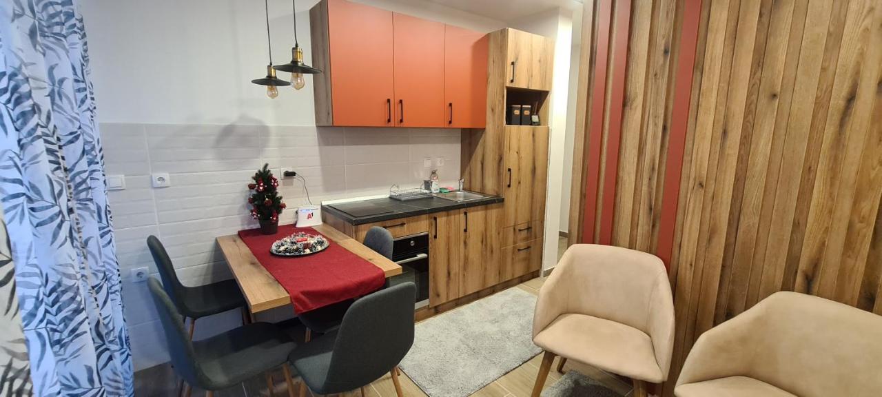 Apartman Mina - B&B Divčibare