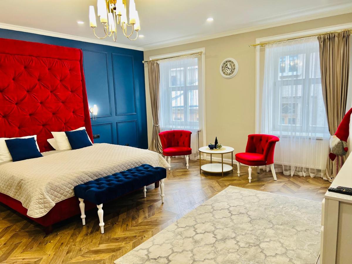 Delux apartment in Lviv - B&B