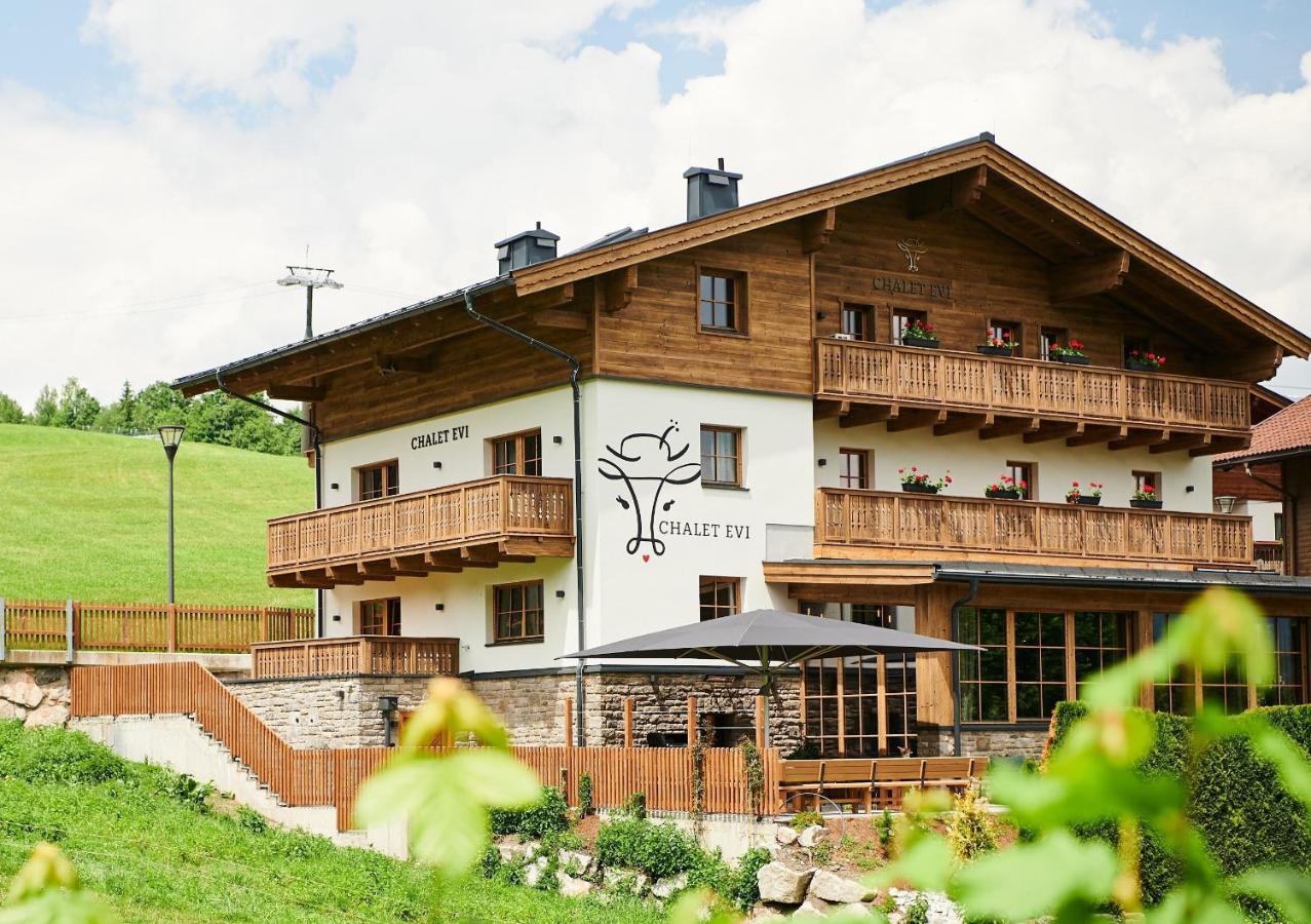 B&B Kaprun - Serviced Luxury Chalet Evi, Ski-in Ski-out - Bed and Breakfast Kaprun