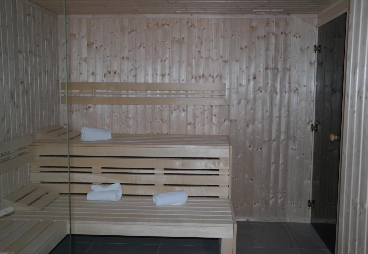Apartament Marron 12 z sauną, bawialnią i widokiem na Skrzyczne - Dream Apart - B&B