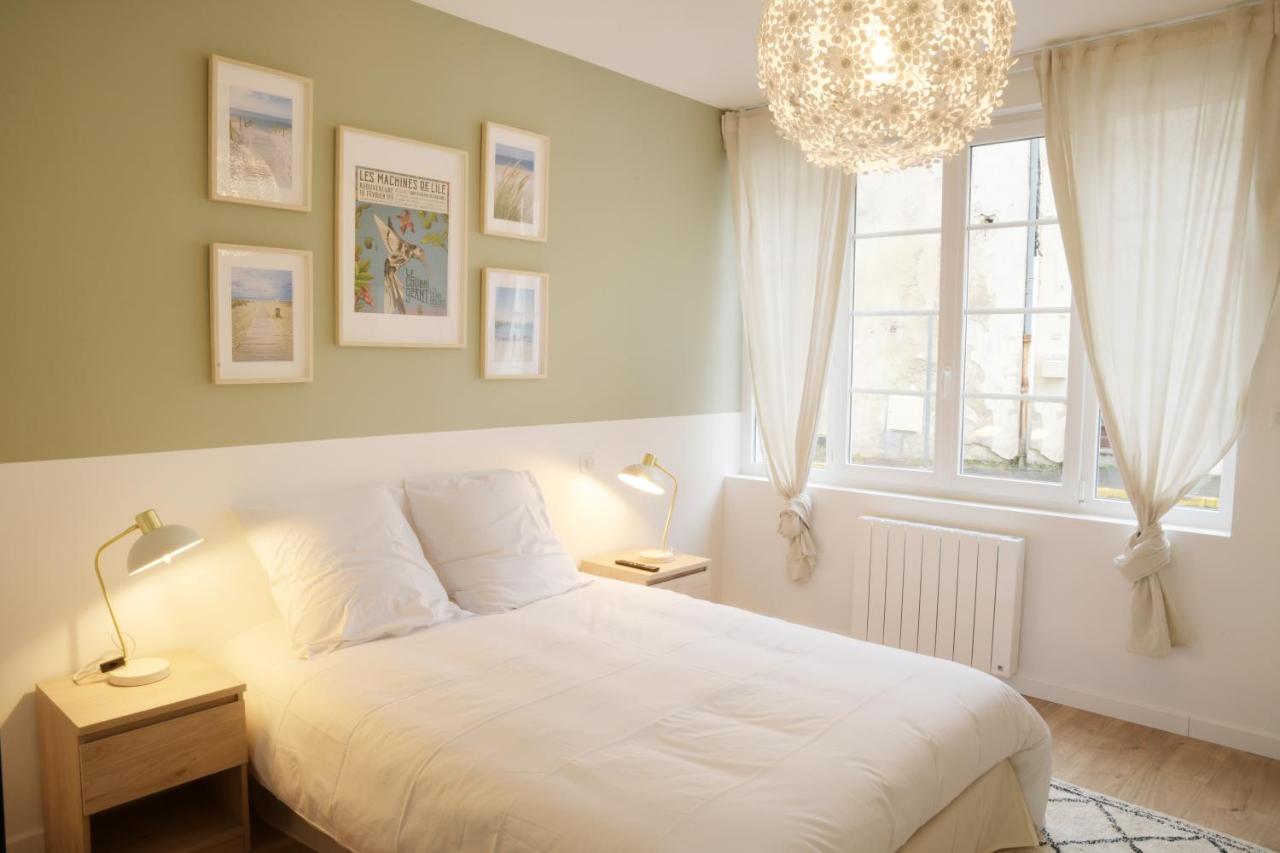 T2 avec verrière situé en hyper centre avec wifi, linge, draps, savons et serviettes fournis - B&B Cognac