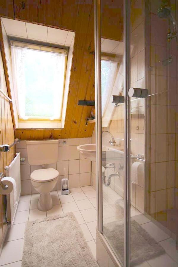 Two-Bedroom Apartment with Shower 