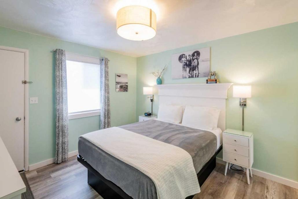 Kamer met Queensize Bed