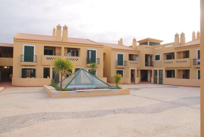 Vila Bairos Apartment Vilamoura - Bed and Breakfast Vilamoura