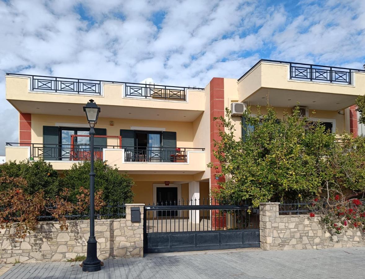 B&B Ierapetra - Spacious House in a Quiet Neighbourhood - Bed and Breakfast Ierapetra