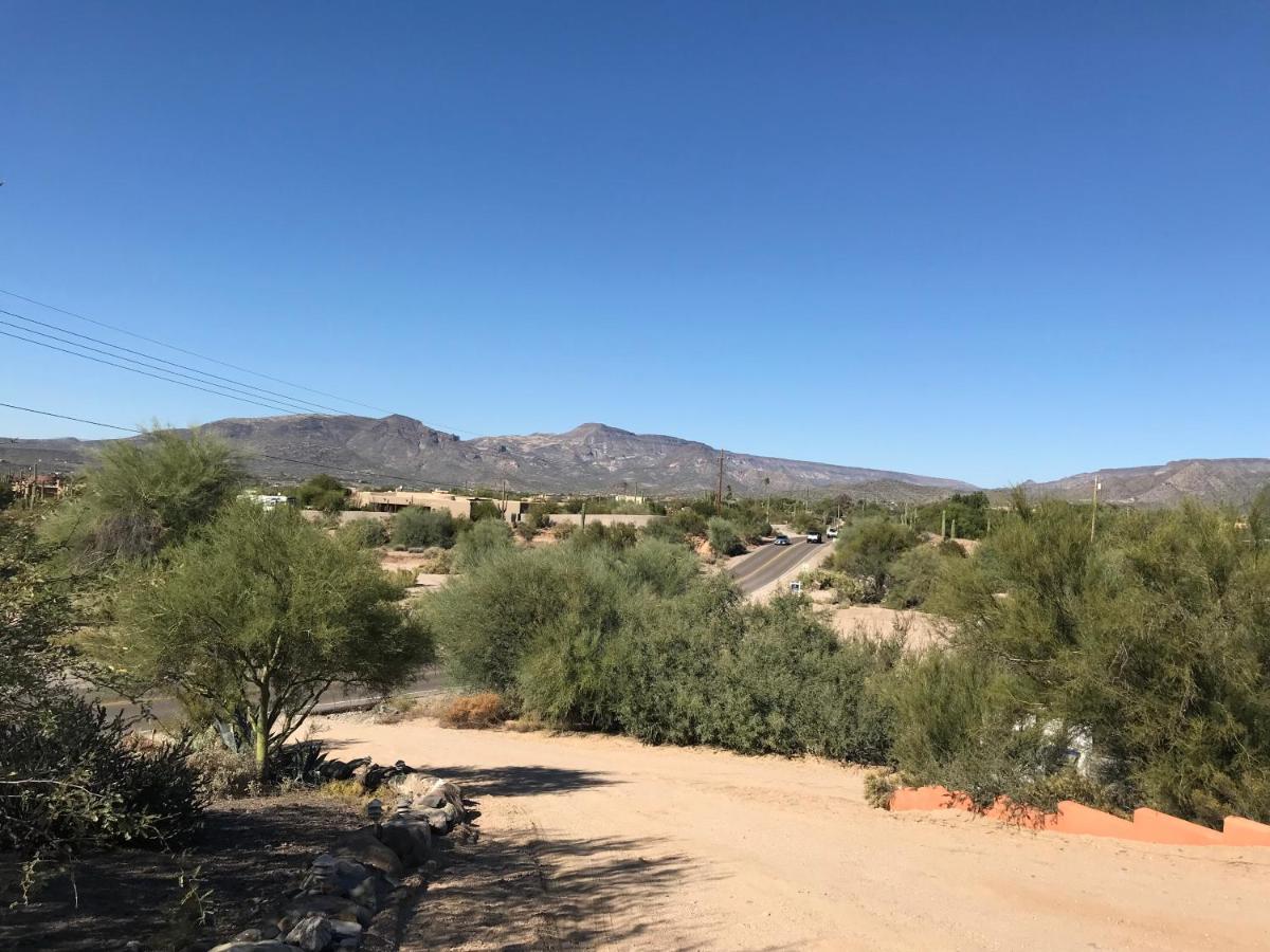 Spur Cross Inn - B&B Cave Creek