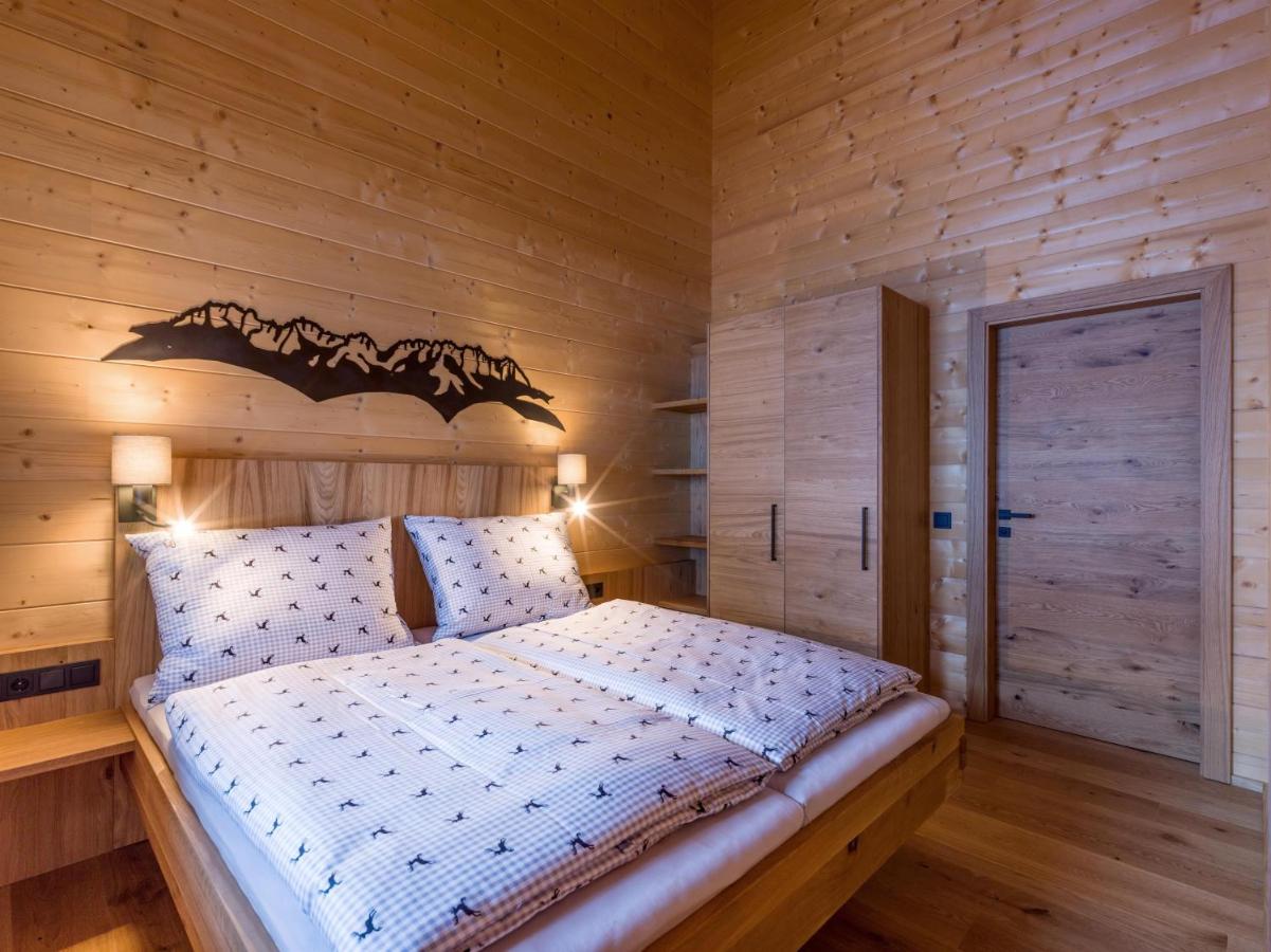 Two-Bedroom Apartment with Shower
