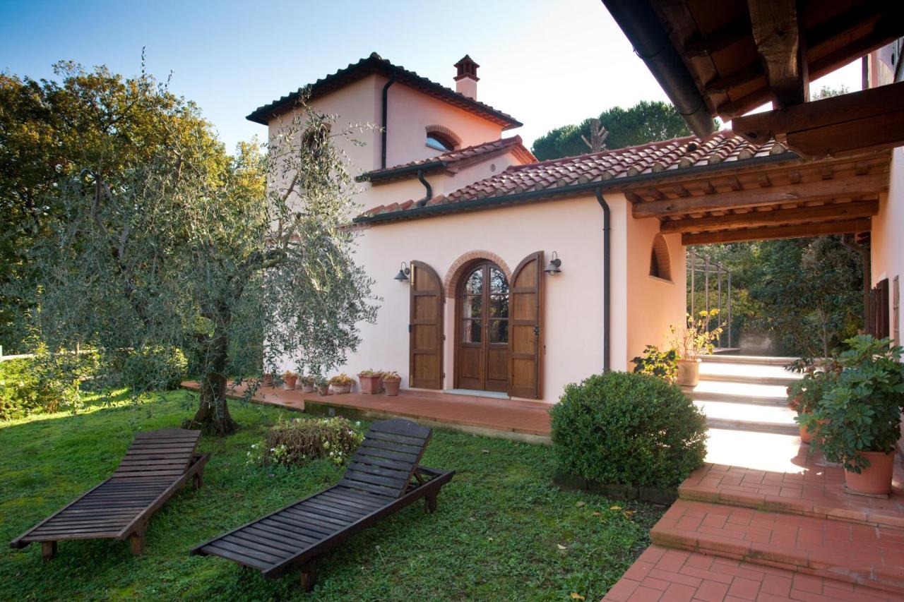 Villa with Garden View