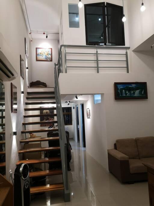 Pinnacle kelana jaya 919 - B&B