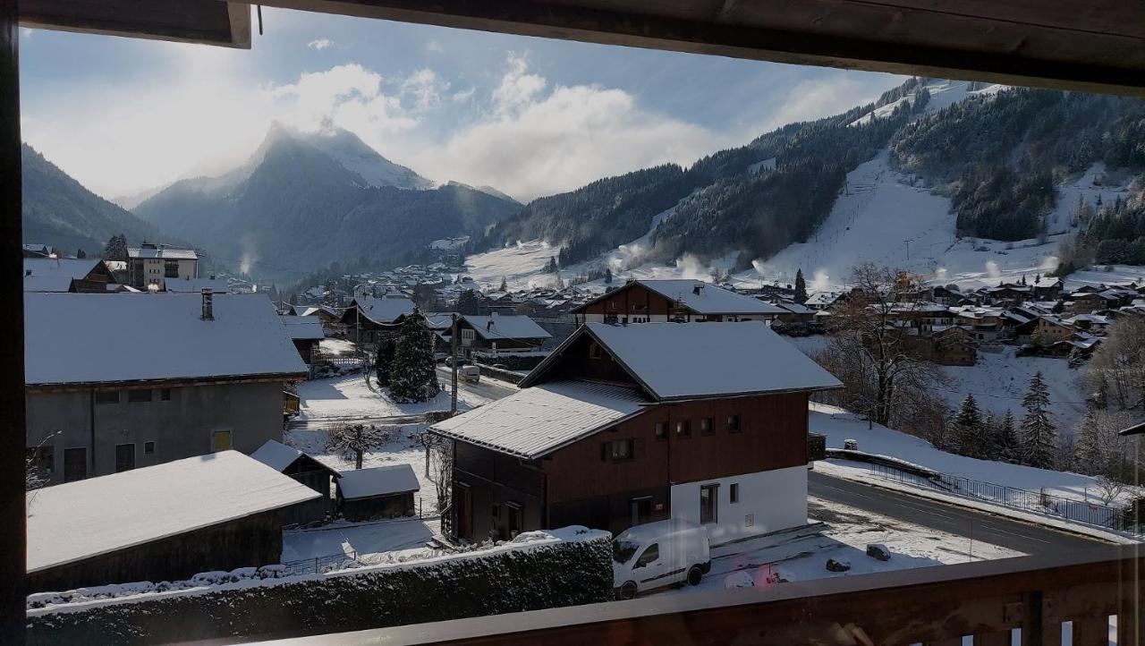 Appartement ensoleillé - B&B Morzine