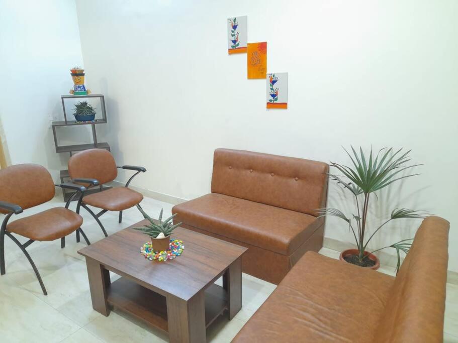 B&B Jabalpur - Samadhan Home Stay - Bed and Breakfast Jabalpur