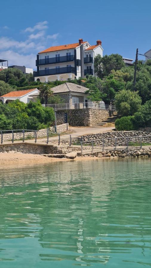 Apartments Solis, 50 m from the sea - Jakišnica - Ferienwohnung