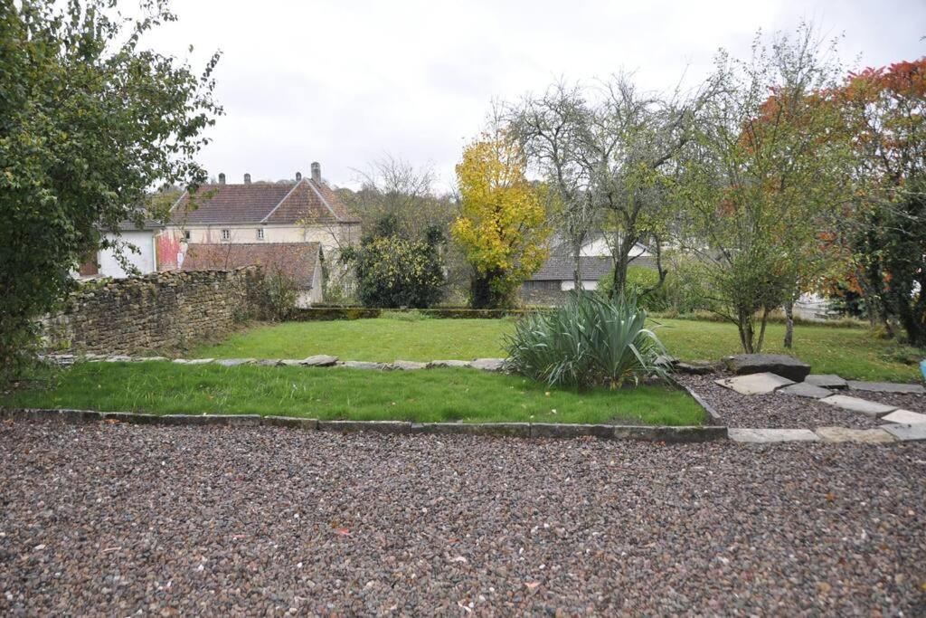 Demeure pittoresque en pierres 1741 - 3 étoiles - 12 personnes - B&B
