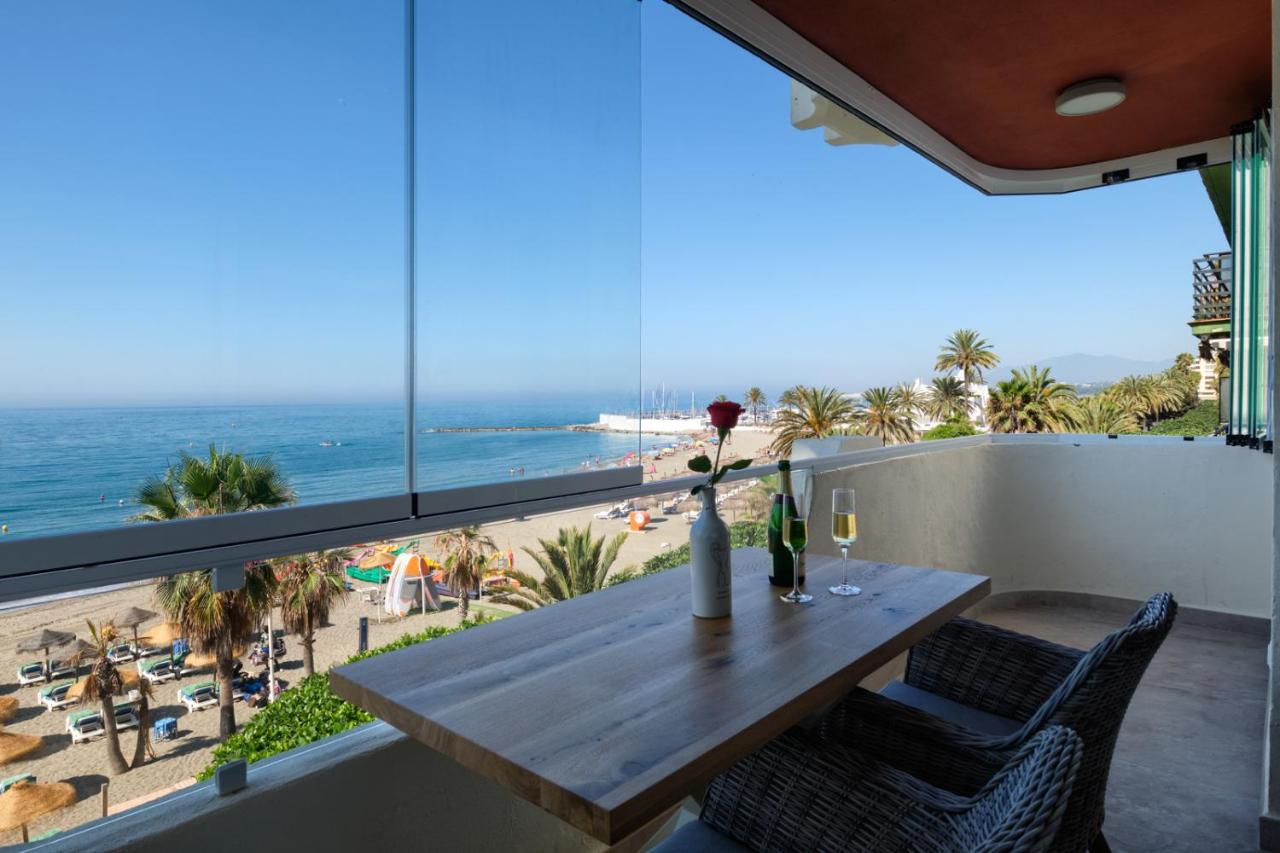 Luxury 3 Bedroom Beach Front Apartment in Marbella - B&B