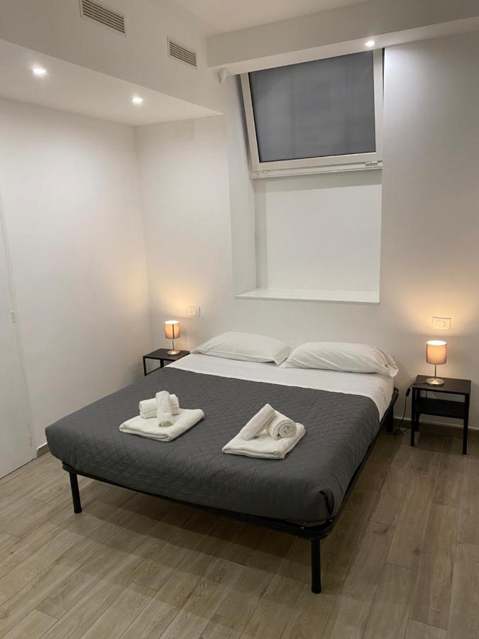 Double Room with Queen Bed - Basement