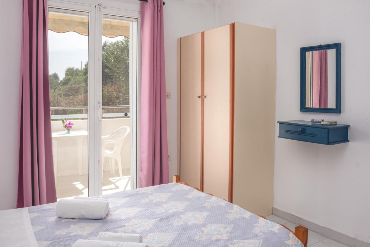 Studio with Sea View