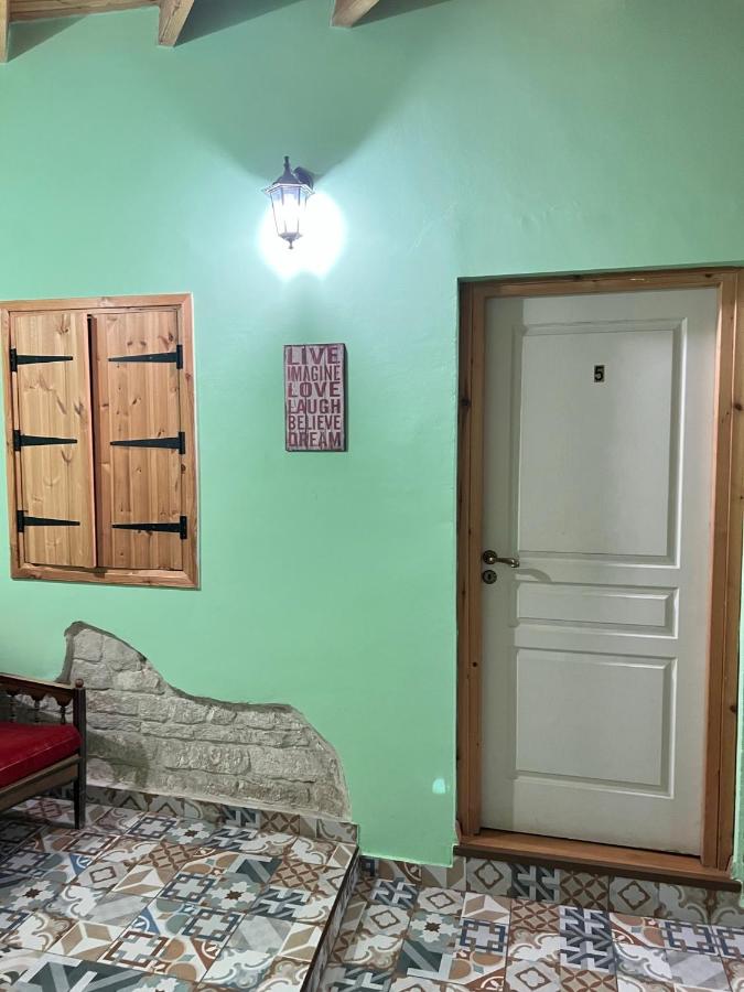 Zouglas App Guesthouse - Chambres d’hôtes Limassol