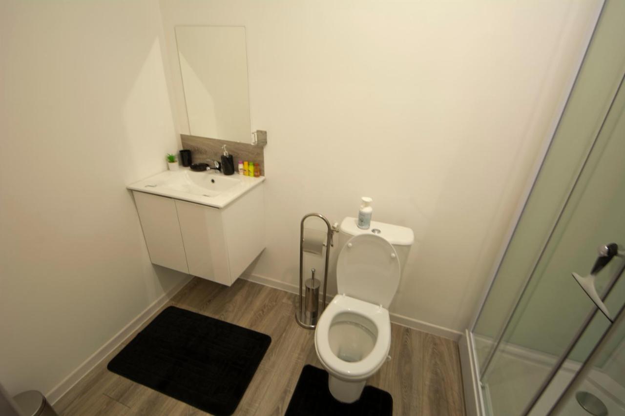 EMYSTA - CHARMANT Studio HOME STAGING en plein centre - Bed and Breakfast