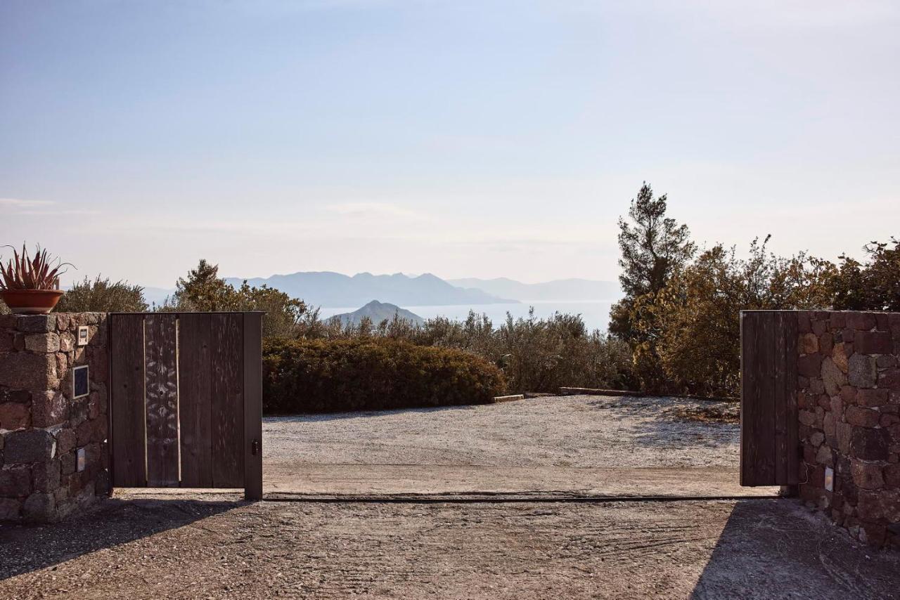 Aegina Retreat - B&B Tzíkidhes