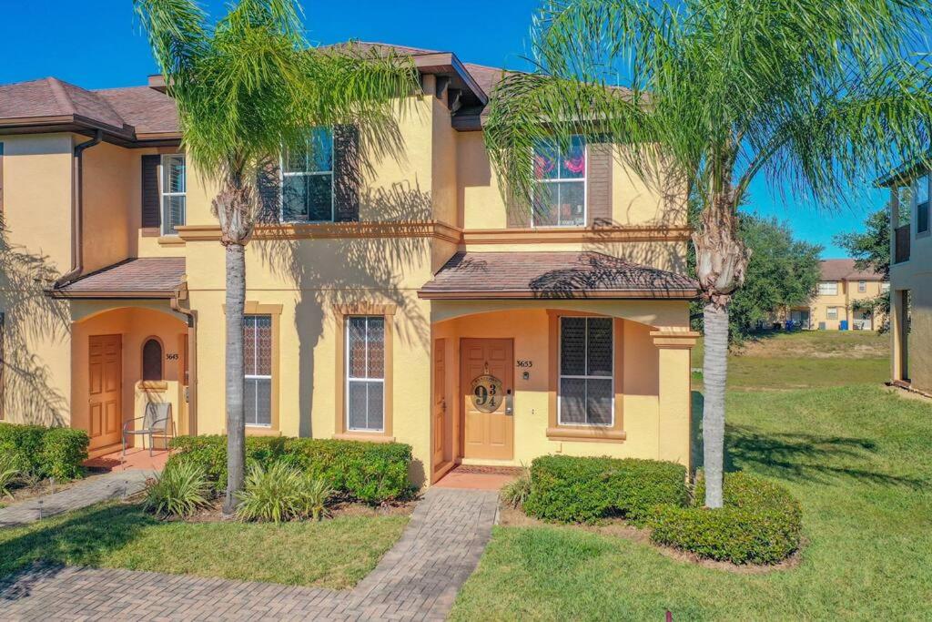 Harry Potter House at Regal Palms Resort - Sage Vacations - B&B Davenport